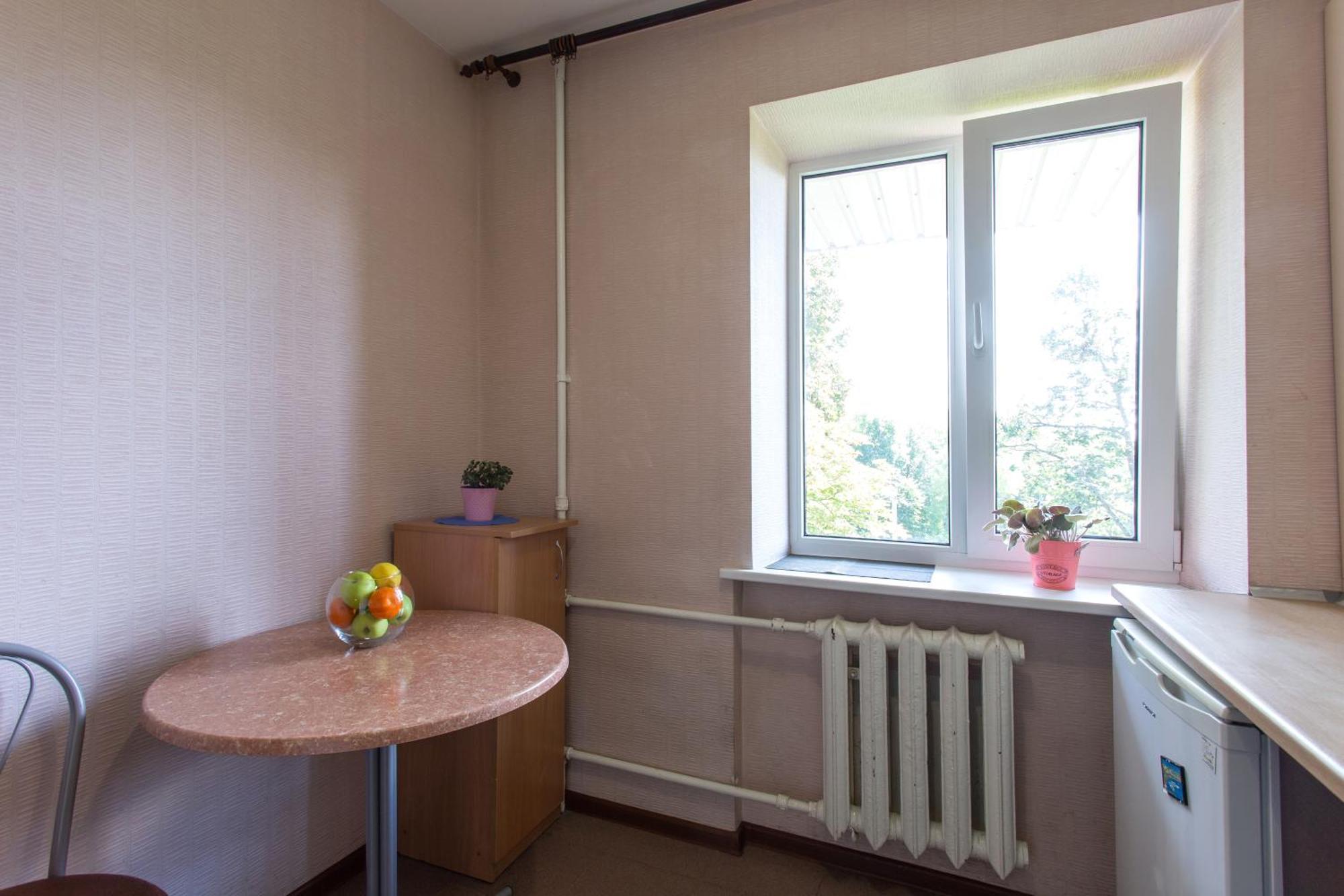 Apartment On 23 Serpnya Kharkiv Exterior photo